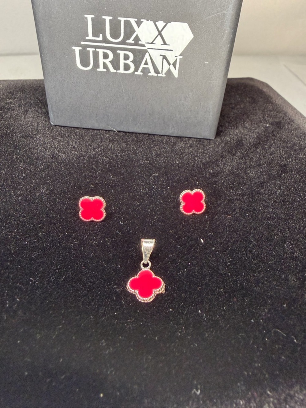 Taxco Silver Red Clover Enamel Stud Earrings and Pendant Set